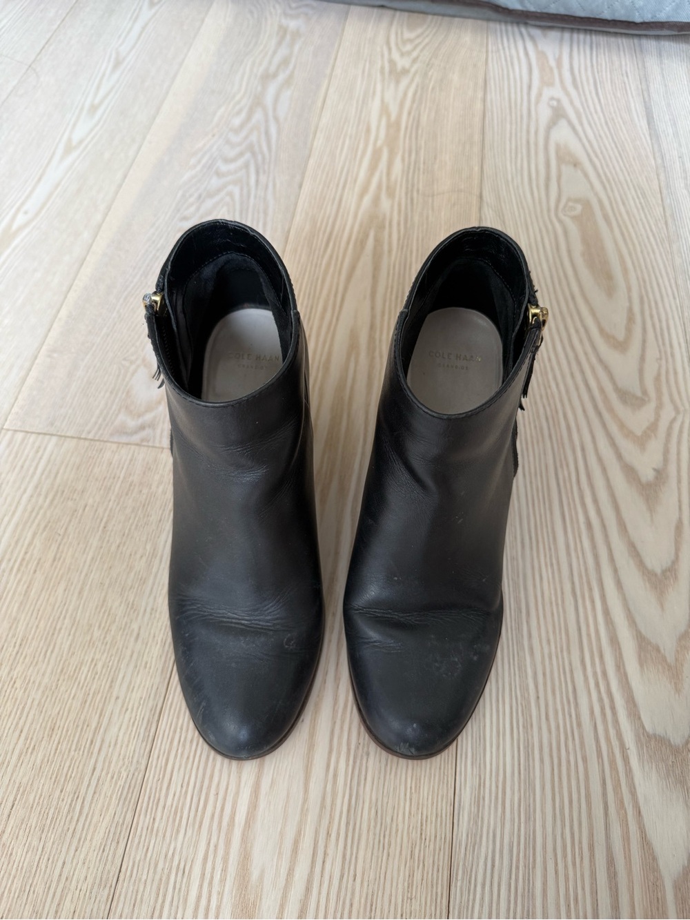 Cole Haan Black Leather Zip-Accent Ankle Booties (size 8)